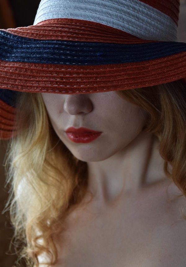 Орнела, 22 года, 4 размер груди